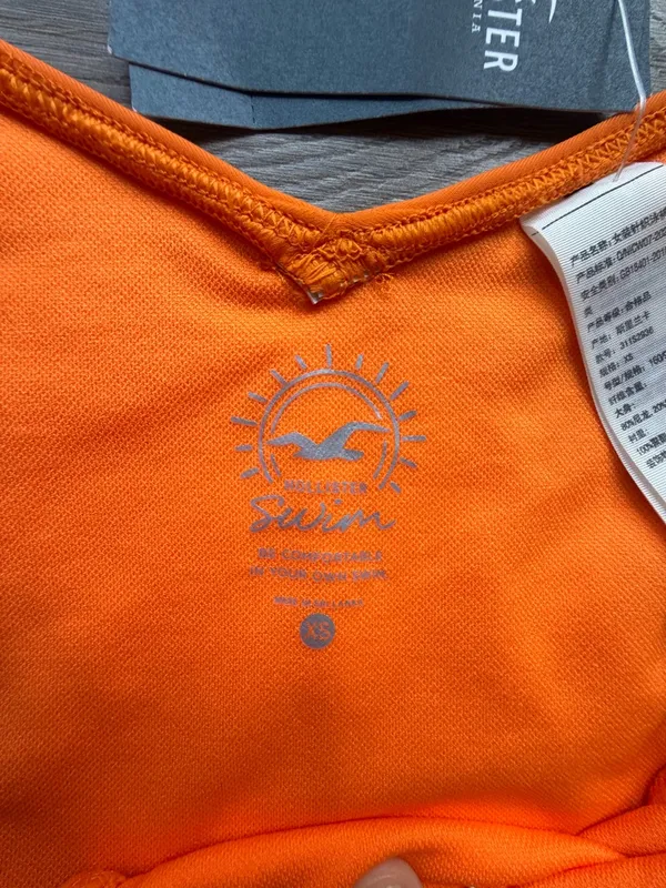 Hollister Two-Piece Swim Bikini Set in Pink/Orange Top Small/ Bottom X-Small - Image 4