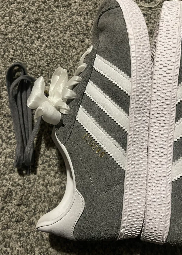 Adidas gazelles - Image 3