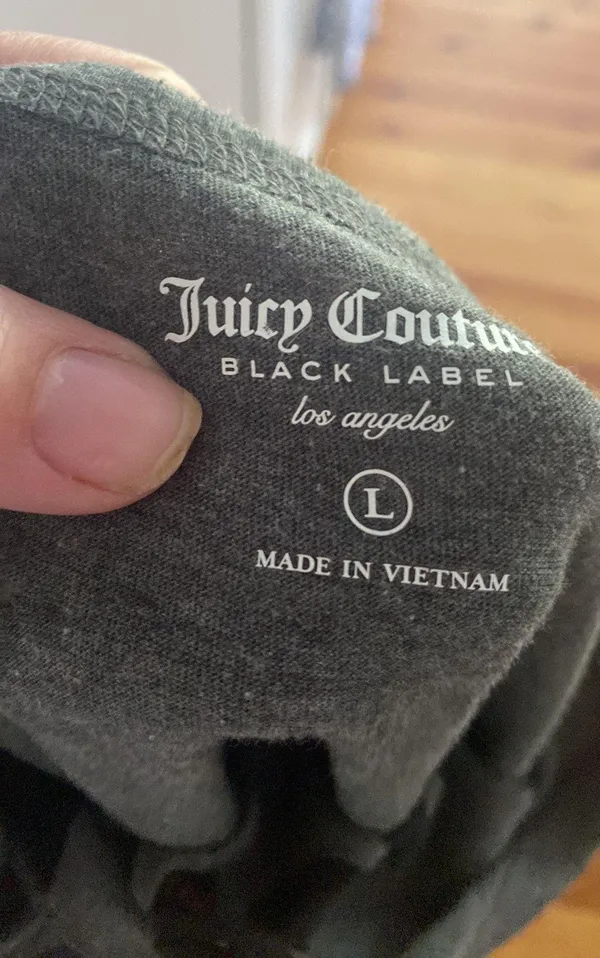Juicy Couture Size Large - Image 3