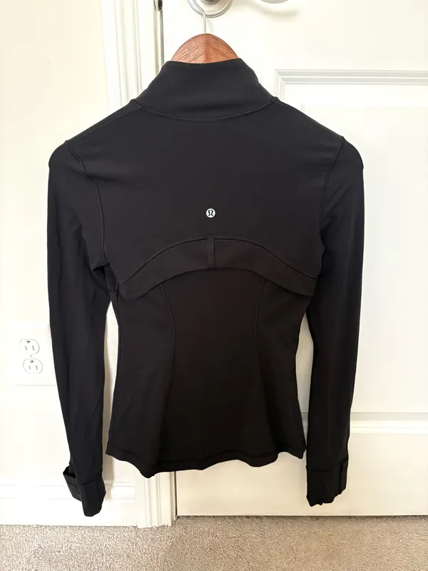 Lululemon dfyne jacket  - Image 3