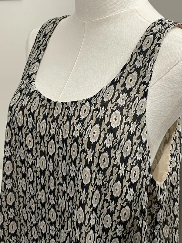 Maurices Sheer Hi-Low Blouse (L) - Image 4