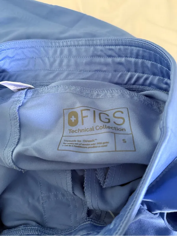 FIGS Women's ciel Blue Scrub set - Image 2