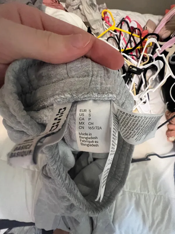 H&M gray wide leg sweatpants - Image 3