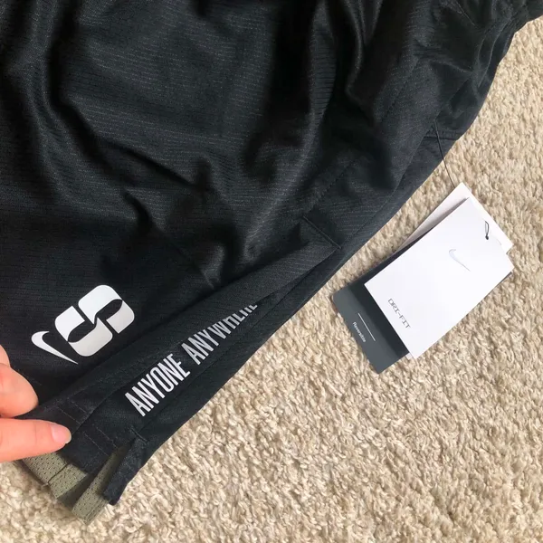 Nike Sabrina Reversible Shorts - Image 8