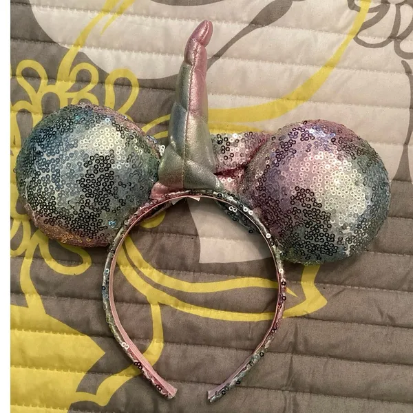NWOT Disney Parks Unicorn Horn pastel rainbow-colored sequins bow Headband Ears - Image 2