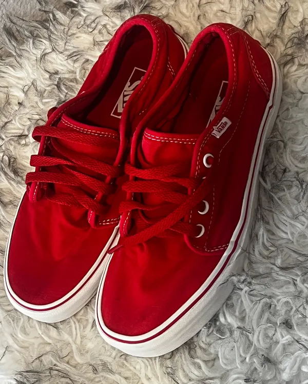 Red Vans Sneakers – Women’s Size 7 (Fits 8) Classic low-top red Vans with white stitching and sole. Barely worn, excellent condition. Labeled as US Women’s 7, but they fit more like an 8. Perfect for everyday style or streetwear looks. - Image 4