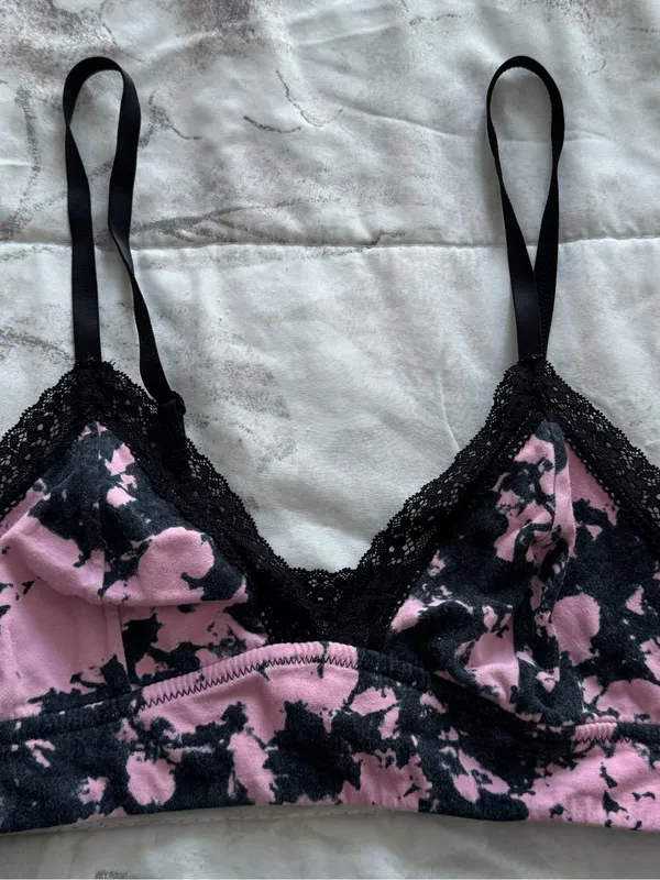 Jenni Intimates Pink & Black Lace trim Bralette, size S boho adjustable strap - Image 6