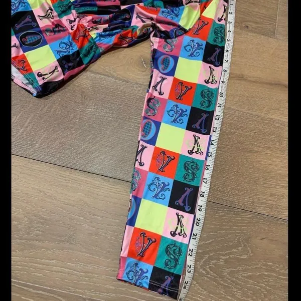 Deep plunge neck colorful bodysuit size L Size L - Image 10