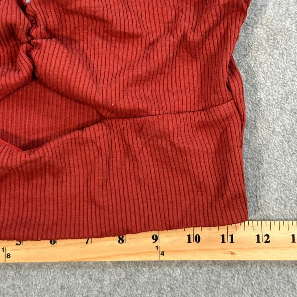 Urban Outfitters Cut Out Bralette Crop Top Women's Medium Rust Red Ribbed - Image 2