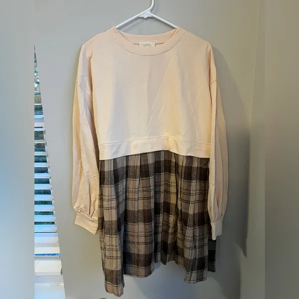 Chic Plaid A-Line Dress in Cream and Brown - Image 3