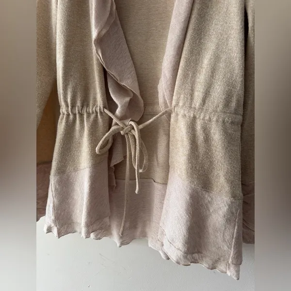 Anthropologie Saturday Sunday‎ Oatmeal Matanie Tie Closure Ruffle Cardigan - Image 5