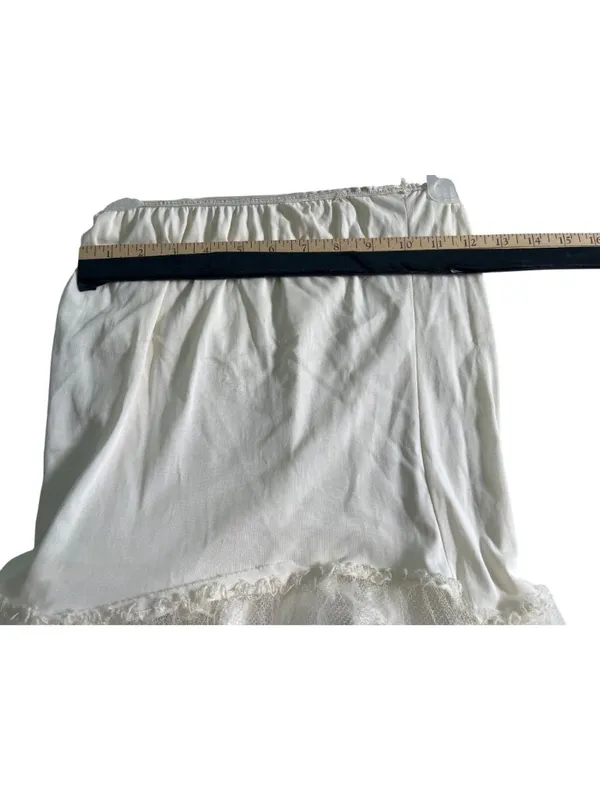 Vintage White Tiered Lace Skirt With Elastic Waist Tulle Layers And Flowy Design - Image 5