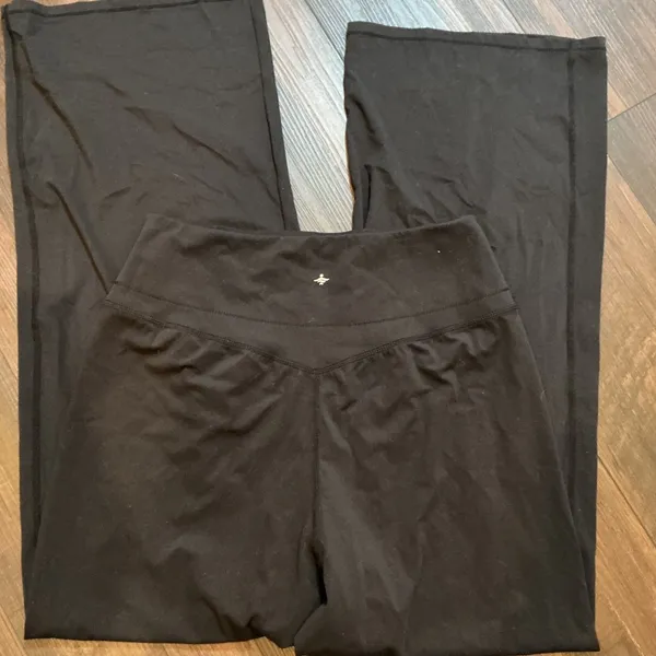 Halara High Waisted Wide Leg Yoga Pants Black V-Seam Pockets Small Athleisure - Image 6