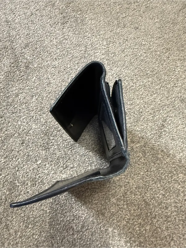 Vintage Coach Signature Black Leather Slim Trifold Long Wallet - Image 4