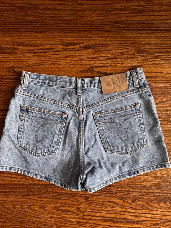 Vintage Calvin Klein Shorts - Image 2
