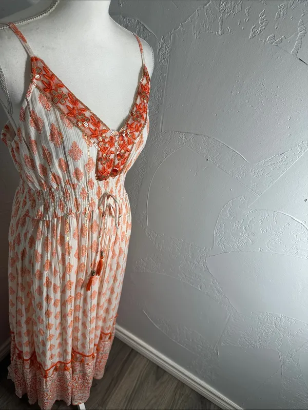Me 2 Magic Boho Maxi Dress Orange White Embroidered V-Neck Fringe. - Image 4