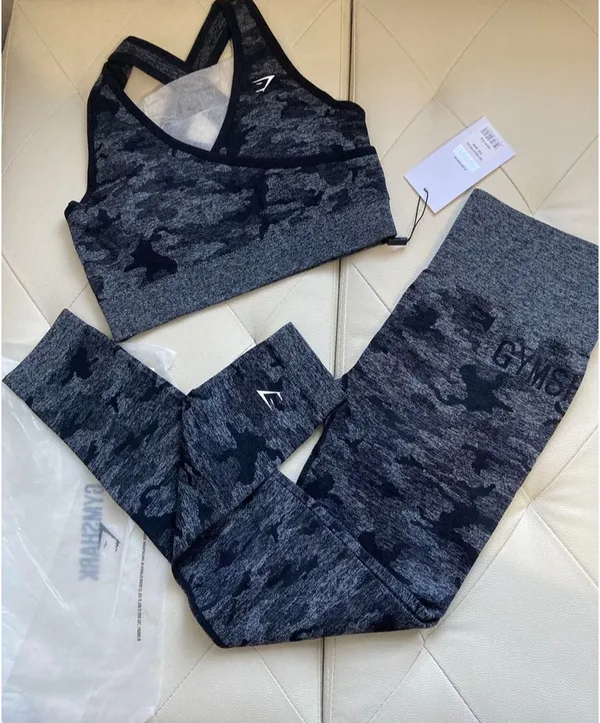 Gymshark Camo Seamless Leggings and sports bra - Image 4