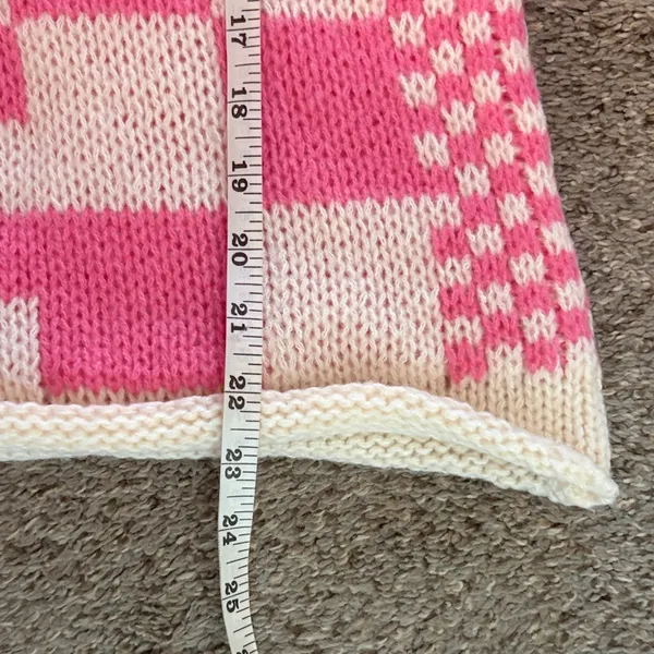 BiBi Pink and Cream Checkered Chunky Sweater Size M - Image 11
