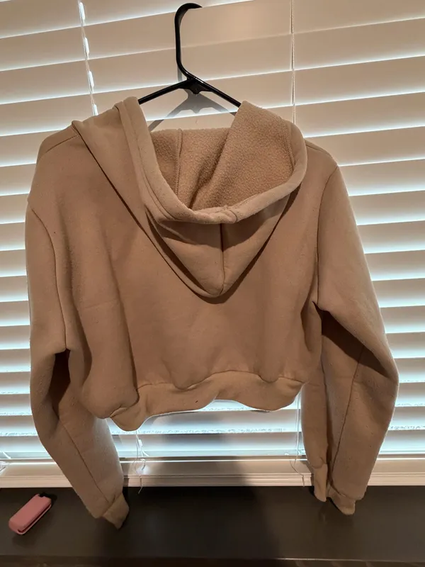 Amazon Cropped Zip-Up Hoodie - Image 2