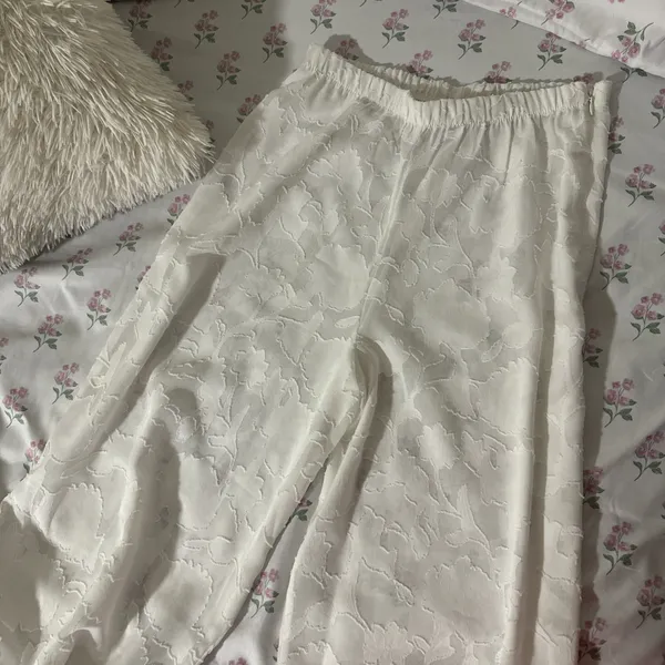Dippin' Daisy's White Pants - Image 2