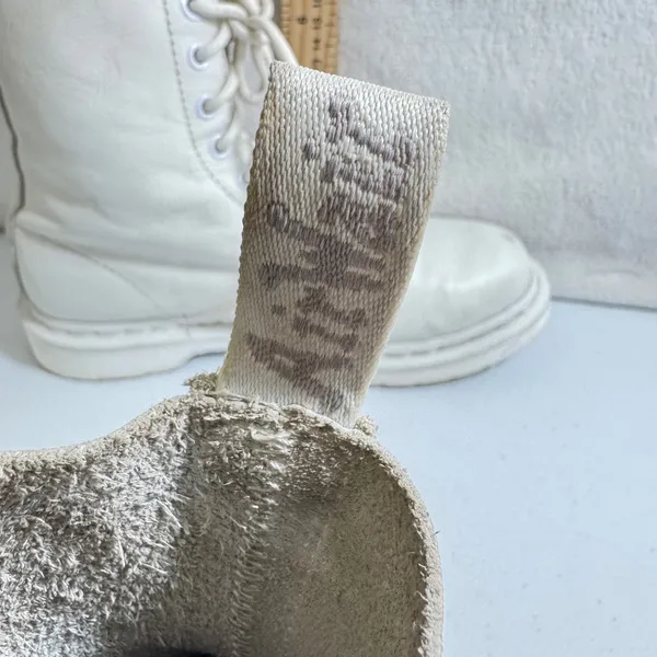 Dr Martens 1460 Pascal Mono White Leather Lace Up Boots Womens Sz US 8 oil Resis - Image 4