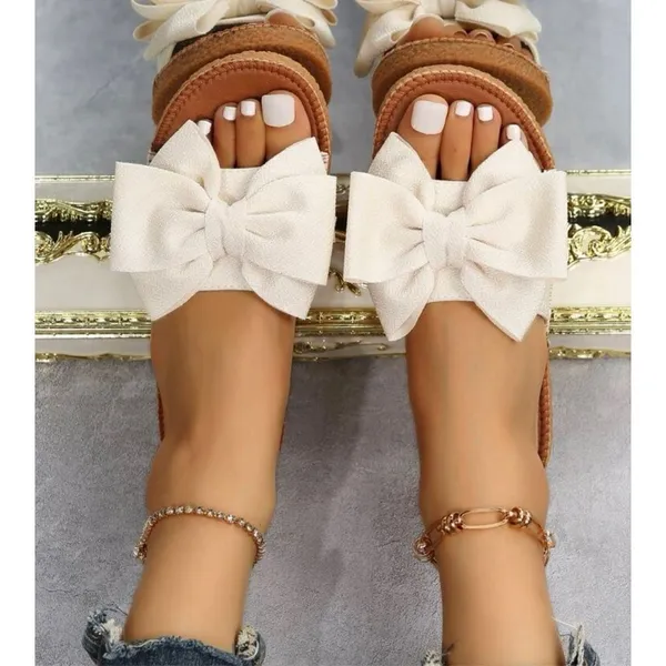 ✨Preppy Flat Slippers✨ Tan Size 8 - Image 3