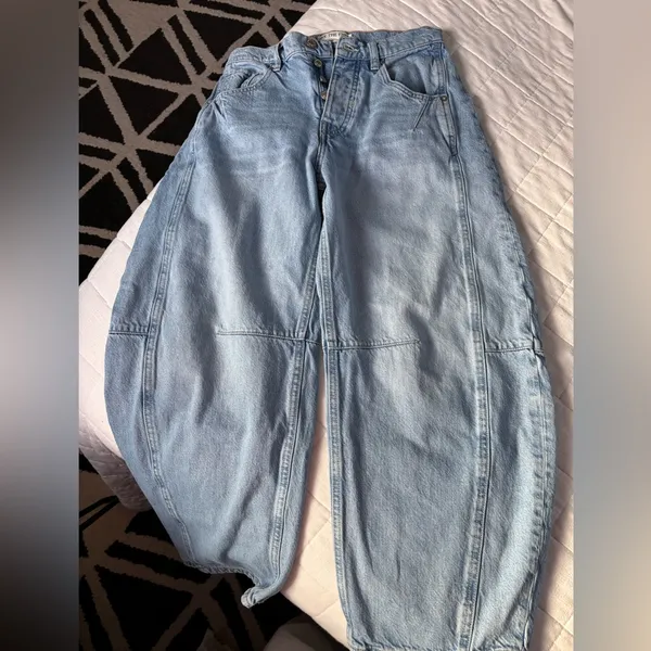 Free People Barrel Jeans - Image 2