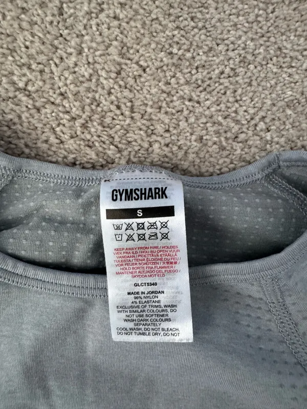 Gymshark Cropped Long Sleeve | size small - Image 2