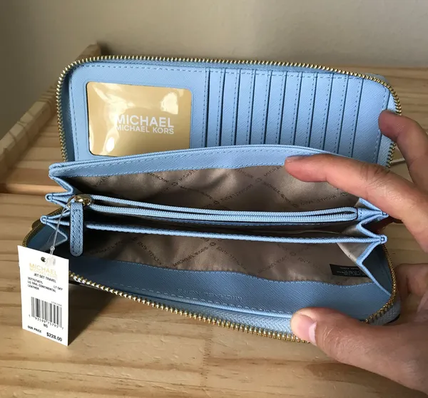 Michael Kors Wallet - Image 6