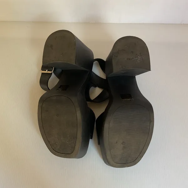 SODA Women’s Black Platform Block Heel Sandals Ankle Strap Y2K Size 8.5 - Image 8