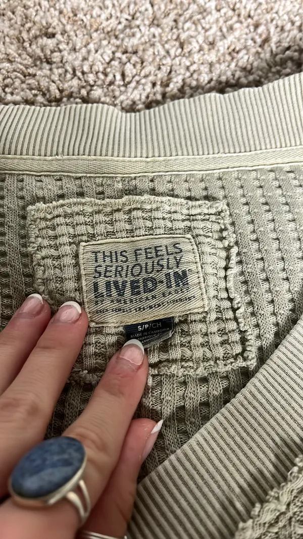 American Eagle Outfitters Long Sleeve - Image 5
