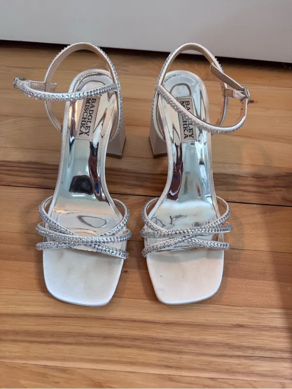 Badgley Mischka Brixley satin heel with rhinestones - Image 5