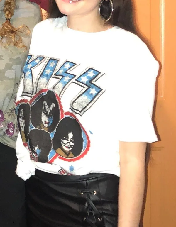 Kiss Graphic Tee Multiple - Image 2