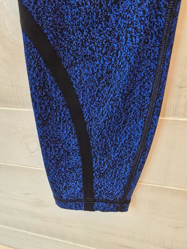 {8} Lululemon On Track Tight Circuit Cerulean Black Blue - Image 5