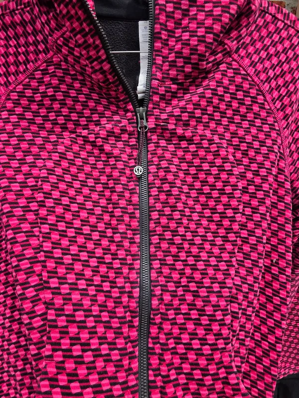 Lululemon Scuba Hoodie in wine size 10 - Image 6