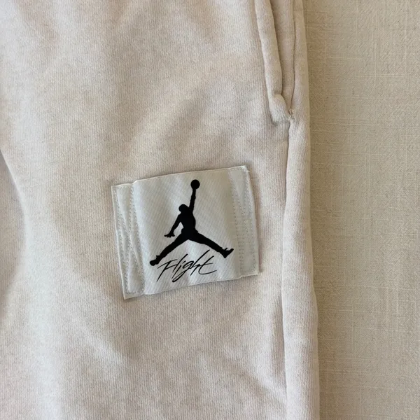 Jordan Flight Joggers Womens Small Beige Fleece‎ Sweatpants Jumpman Streetwear - Image 4