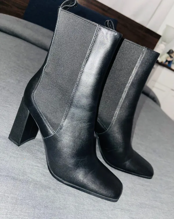 ZARA Heeled Leather Ankle Boots Black - Image 6