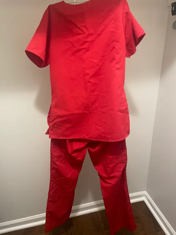 Wonder Wink Scrubs - Image 2