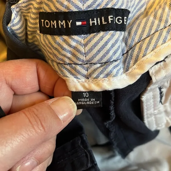 Ladies Tommy Hilfiger blue high rise shorts size 10 - Image 5