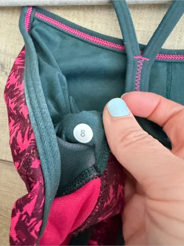 Lululemon Flow Y Bra Mountain Peaks Bon Bon Bordeaux Pink Sports Bra 8 - Image 4