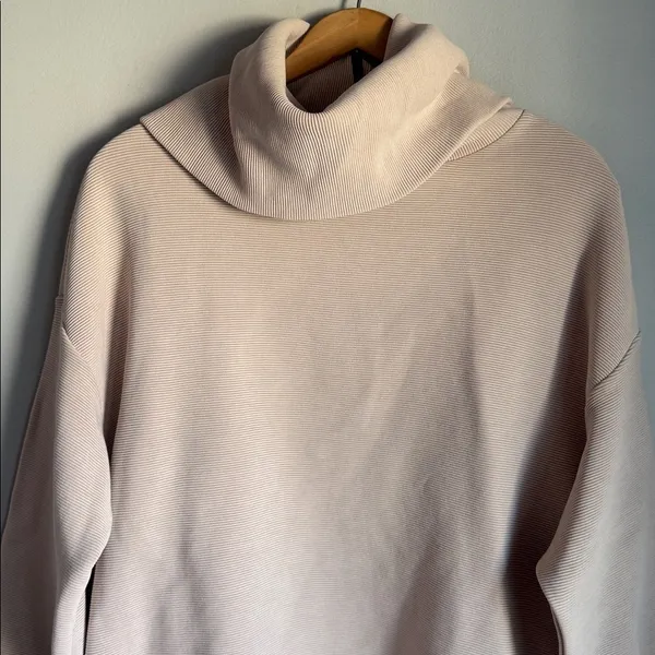 NEW Varley Milton Sweater in Mushroom XS - Image 3