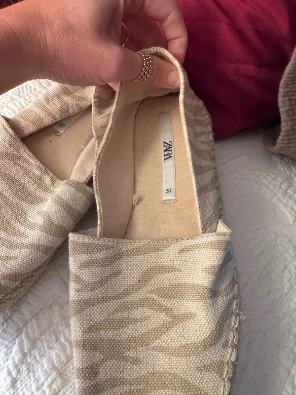 Zara Flats - Image 3