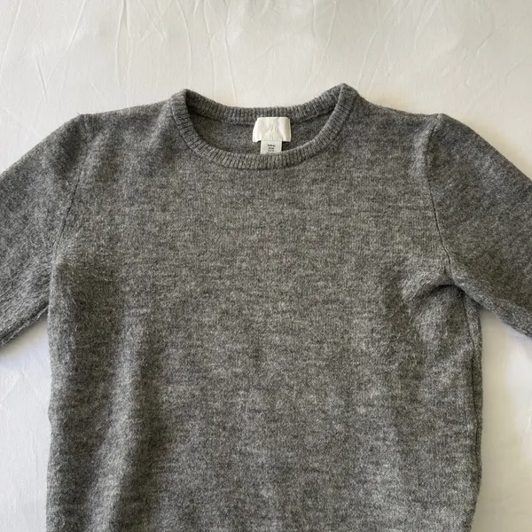 H&M Short Sleeve Sweater - Image 2