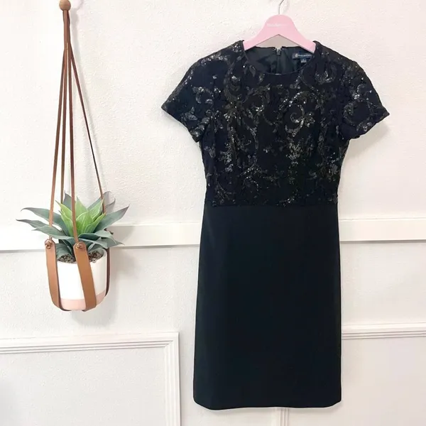 Brooks Brothers Black Short Sleeve Cocktail Sequins Dress 2 Elegant Timeless - Image 2
