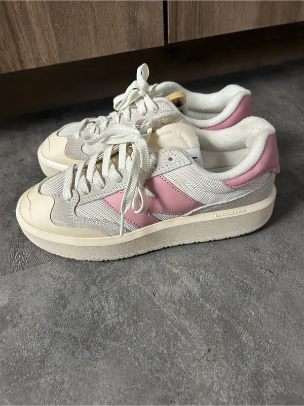 New Balance CT302 Platform Sneakers Anthropologie Size 8 Pink - Image 7