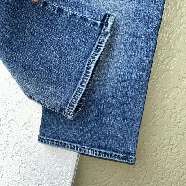 Lee Extreme Motion Straight Fit Tapered Leg women’s jeans 32x32 - Image 6