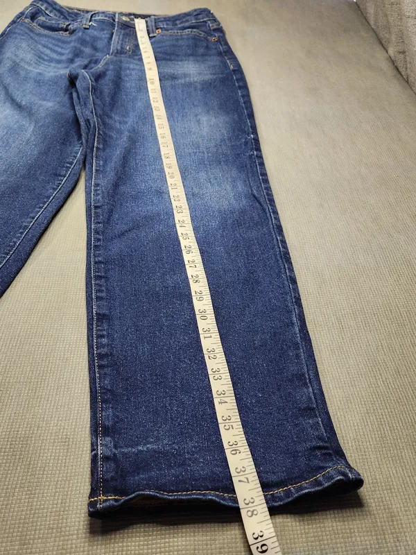 Old Navy Classic Women's Blue Denim Jeans Size 6 - Image 4