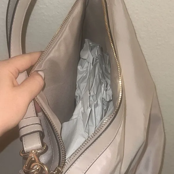 ✨A New Day Convertible Sling Handbag✨ - Image 9
