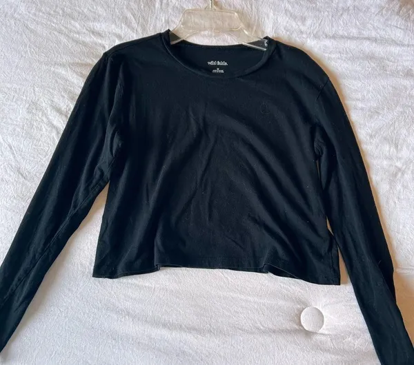 Black long sleeve Size M - Image 2