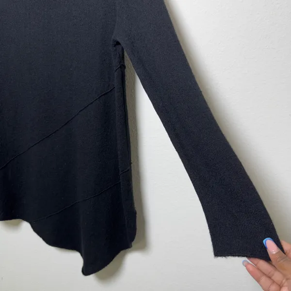 Neiman Marcus Women Cashmere‎ Sweater Large Black Asymmetric Mock Neck Luxury - Image 3